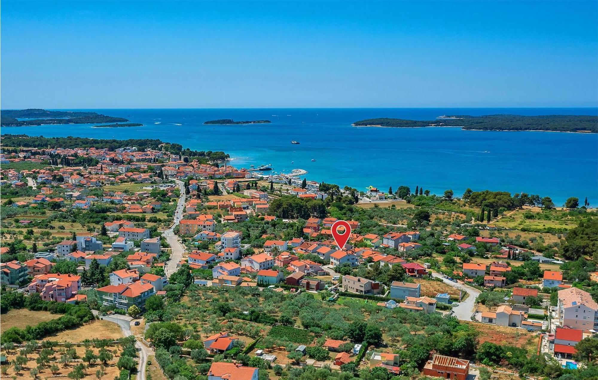 Gorgeous Apartment In Fazana With Wifi Bagian luar foto