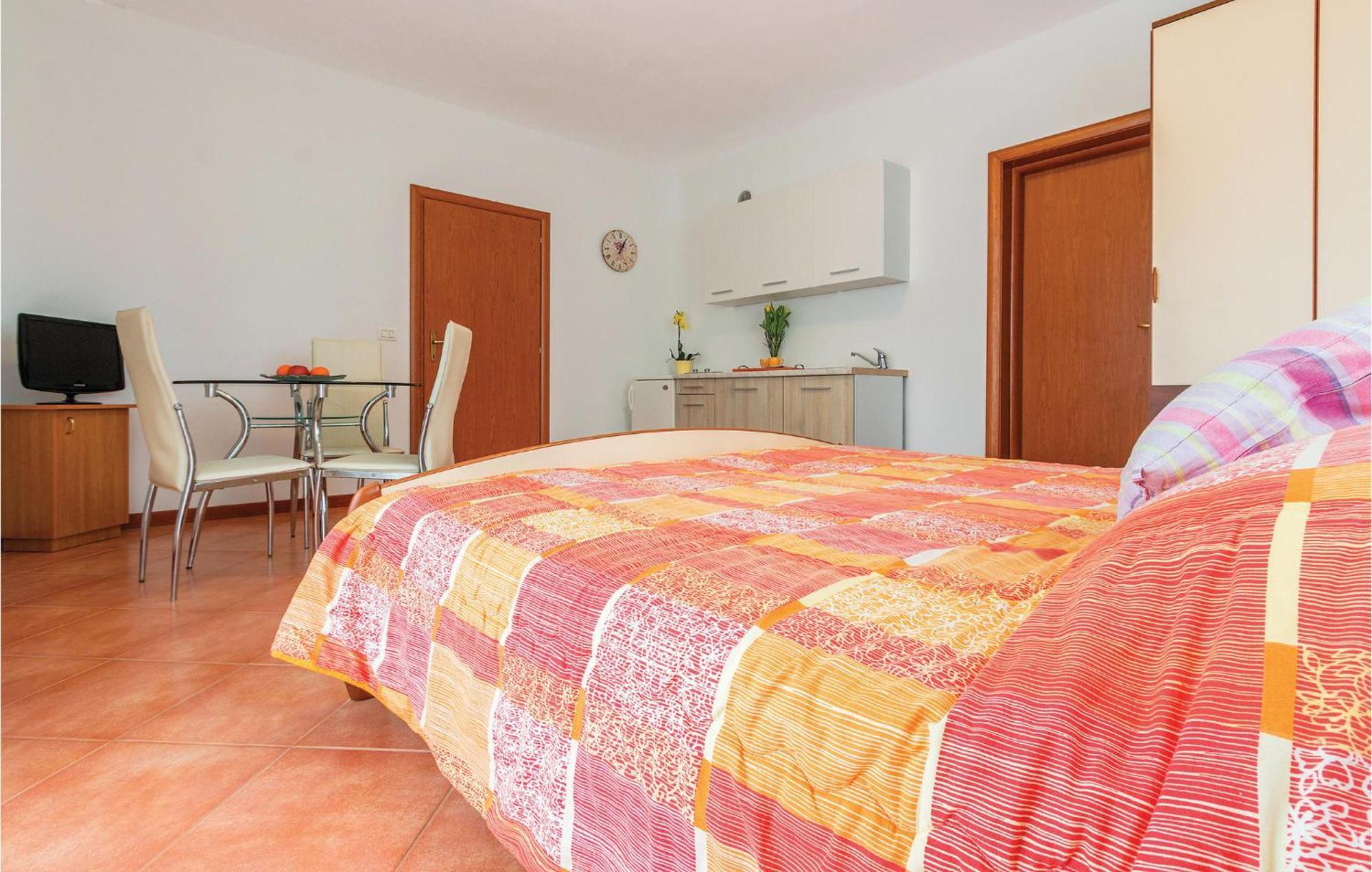 Gorgeous Apartment In Fazana With Wifi Bagian luar foto