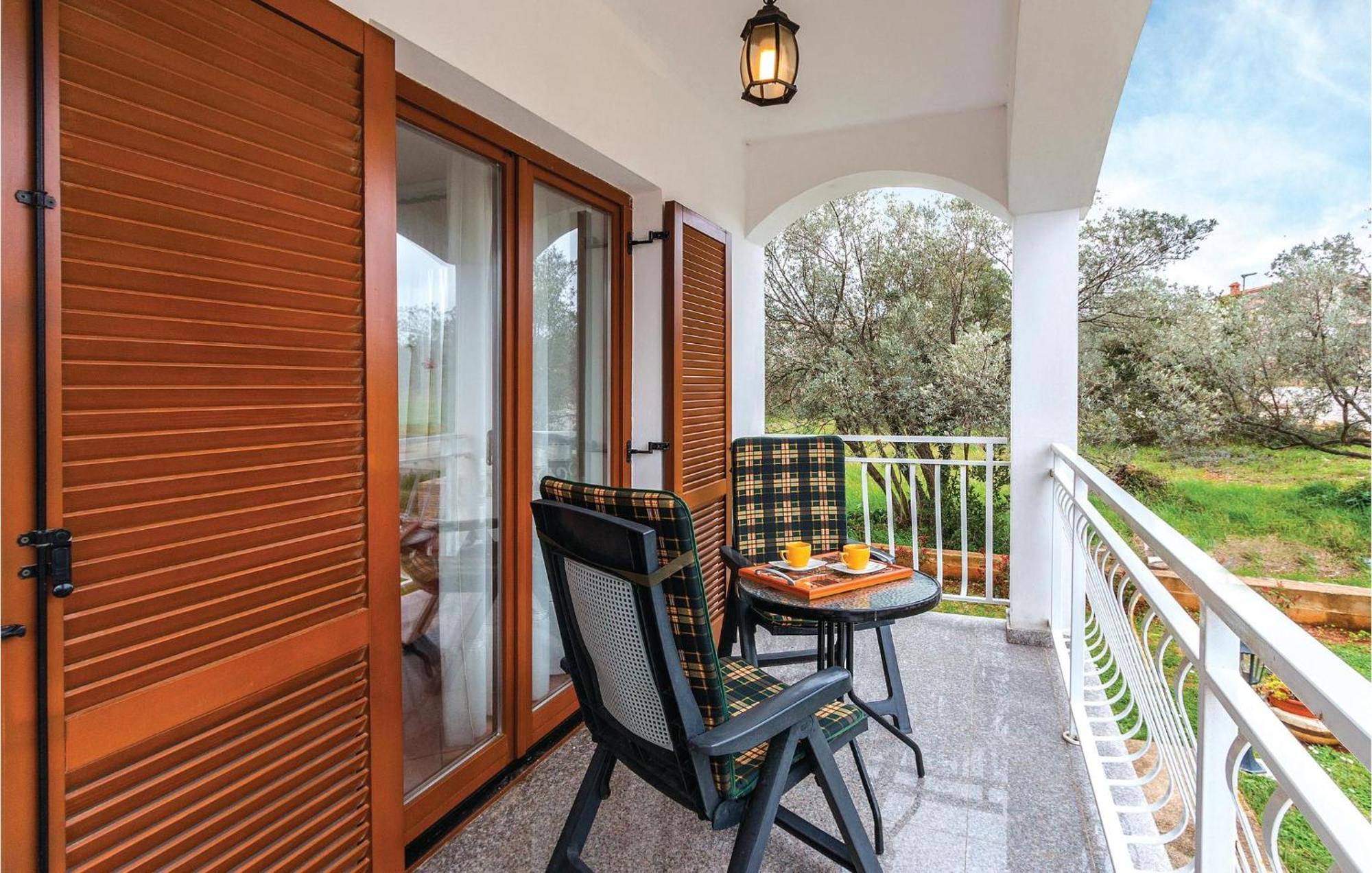 Gorgeous Apartment In Fazana With Wifi Bagian luar foto