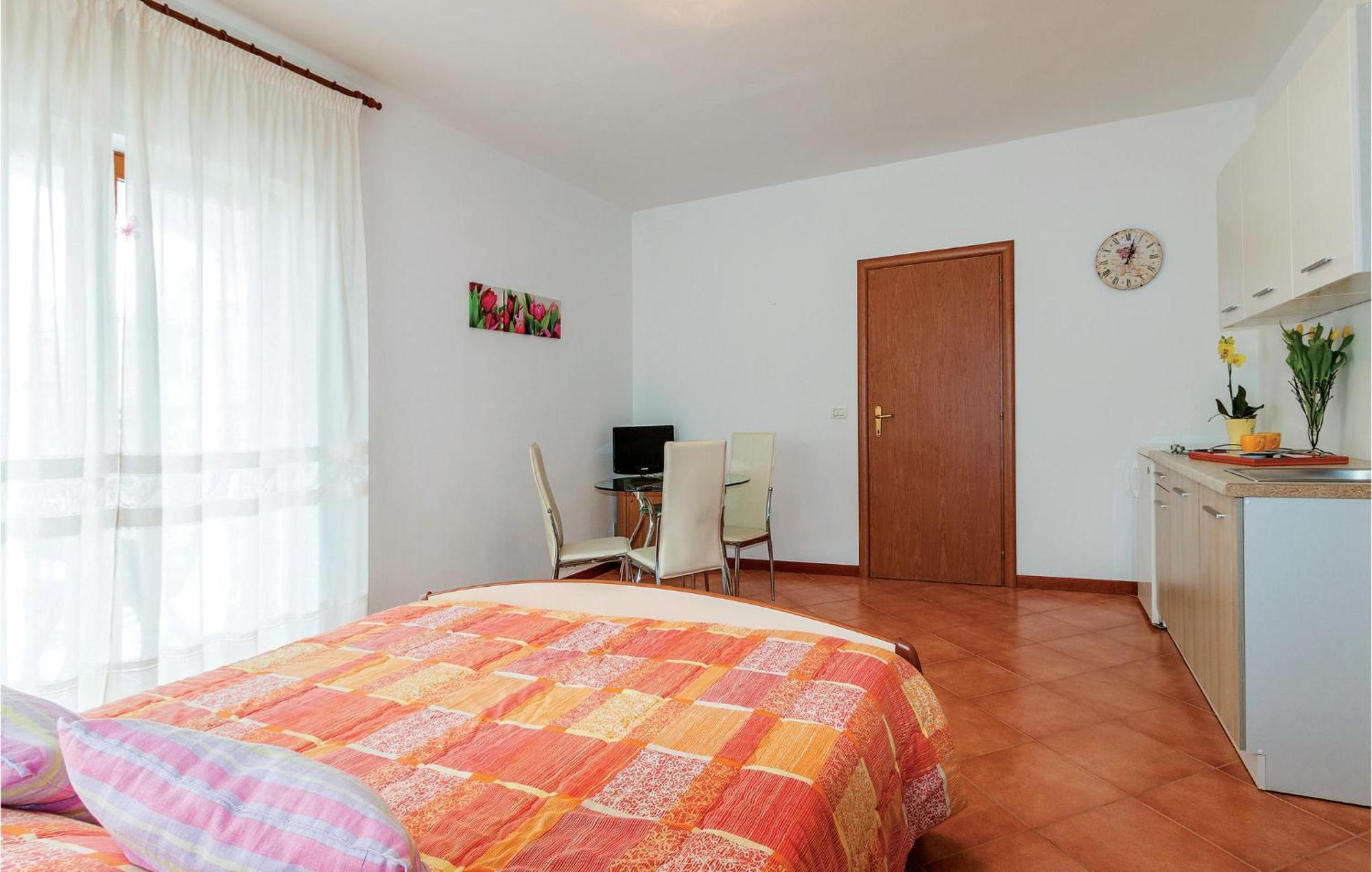 Gorgeous Apartment In Fazana With Wifi Bagian luar foto